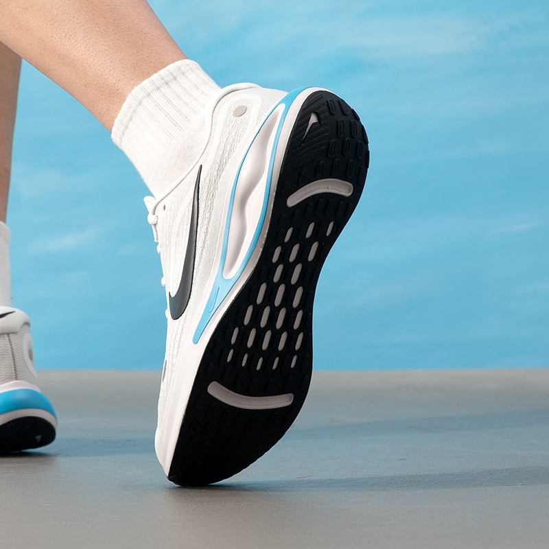 Scarpe Nike da Uomo Originali  - Lightweight Road Running Shoes recensione e prezzo