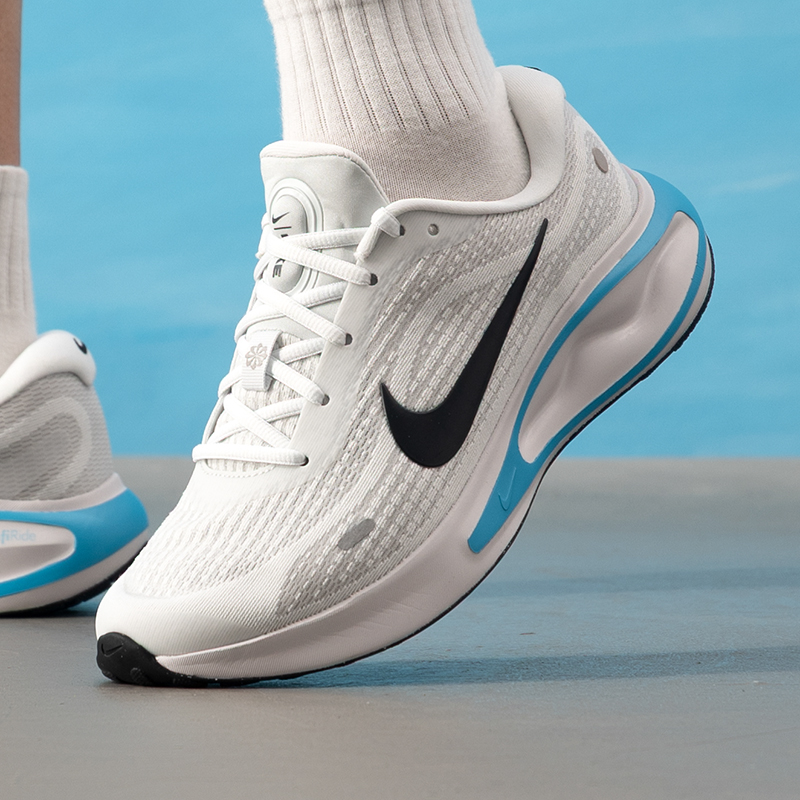 Scarpe Nike da Uomo Originali  - Lightweight Road Running Shoes recensione e prezzo