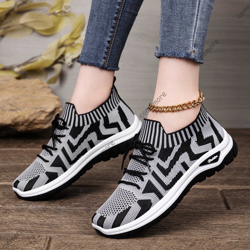 Sneakers slip-on in maglia da  - Knit Fabric Lace Up Sneakers recensione e prezzo